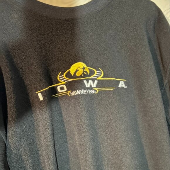 Vintage Men's Iowa Hawkeyes Fleece Crewneck - Picture 3 of 5